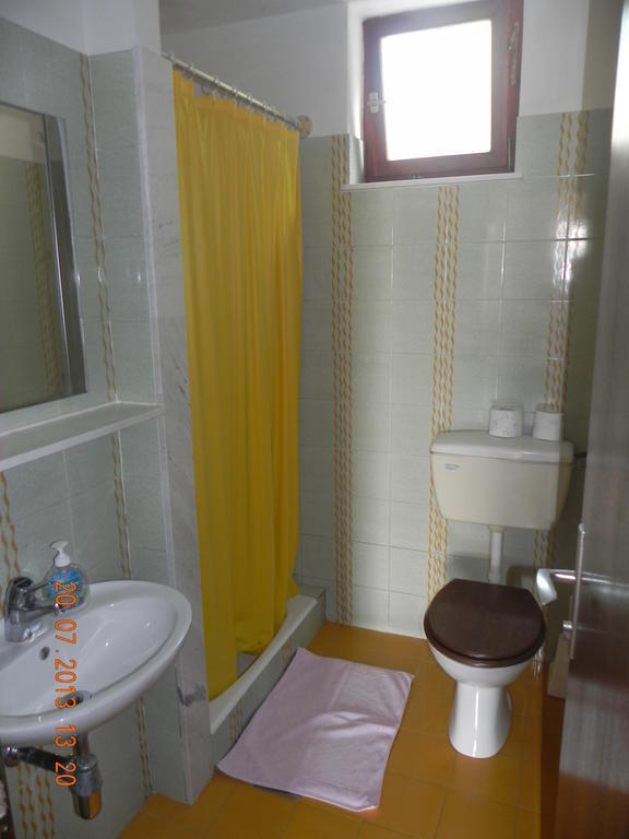 Rooms And Apartments Roza Порторож Экстерьер фото