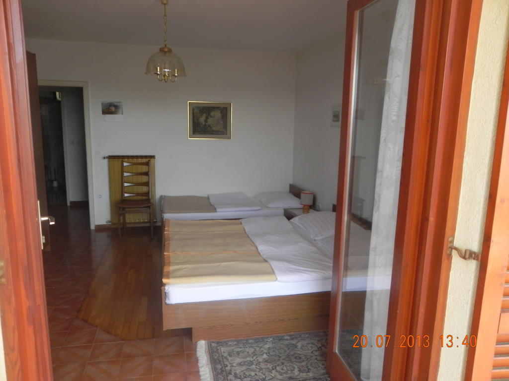 Rooms And Apartments Roza Порторож Экстерьер фото